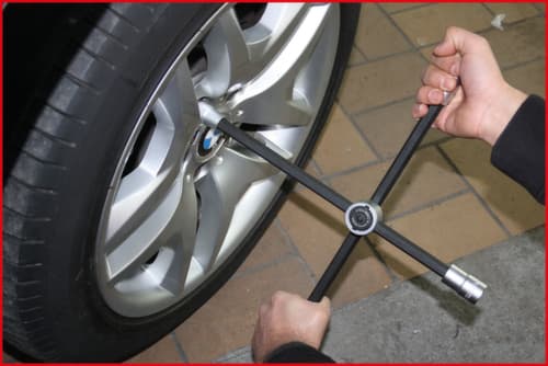 KS Tools Rad-Kreuzschlüssel mit Gleitgelenk für PKW